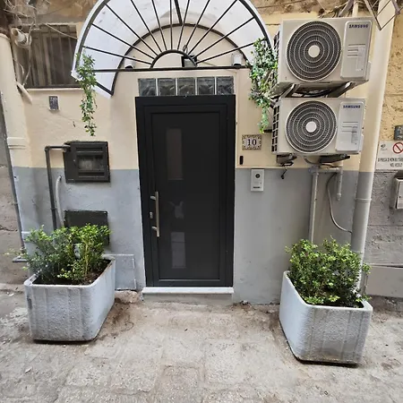Dadi's Aureo - Casa In Centro Con Vasca Idromassaggio * Palermo