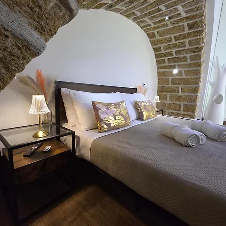 Dadi's Aureo - Casa In Centro Con Vasca Idromassaggio